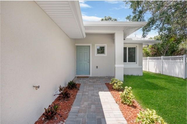 Image 33 of 51 For 9471-9473 Agate Street