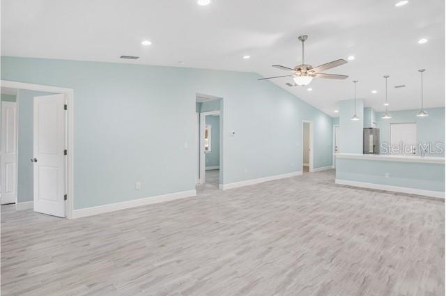Image 42 of 51 For 9471-9473 Agate Street