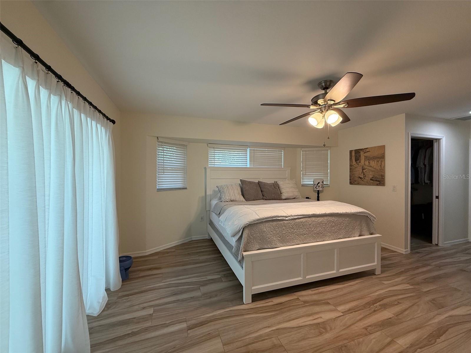 Image 17 of 30 For 17315 Sabrina Circle