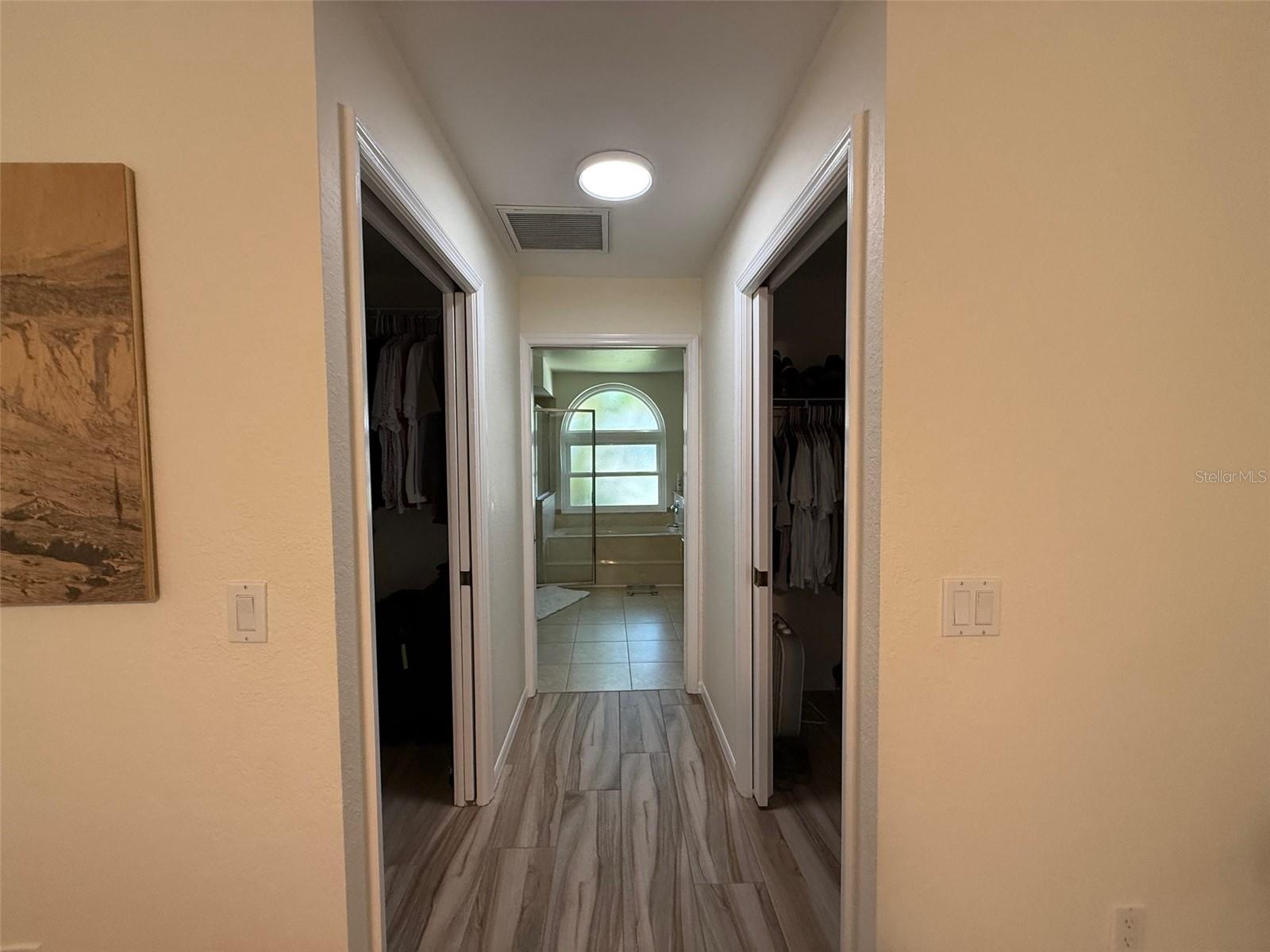 Image 18 of 30 For 17315 Sabrina Circle