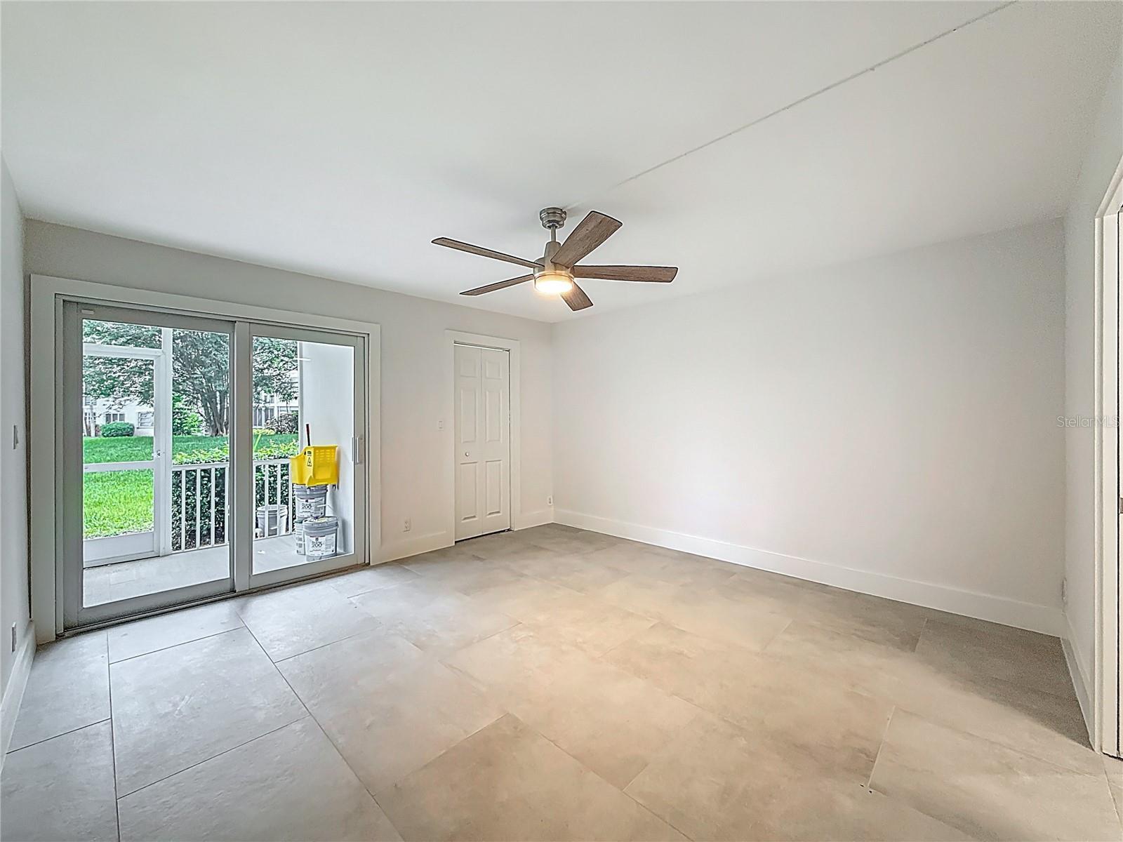 Image 25 of 42 For 4701 Martinique Drive L1