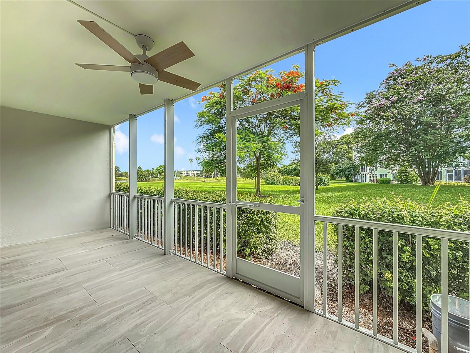Image 38 of 42 For 4701 Martinique Drive L1