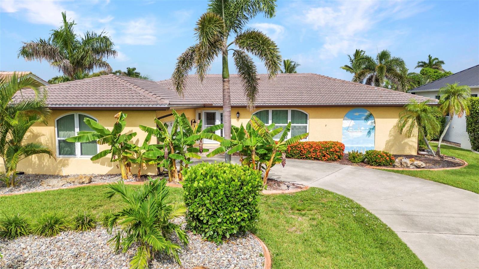 Details for 33 Ocean Drive, PUNTA GORDA, FL 33950