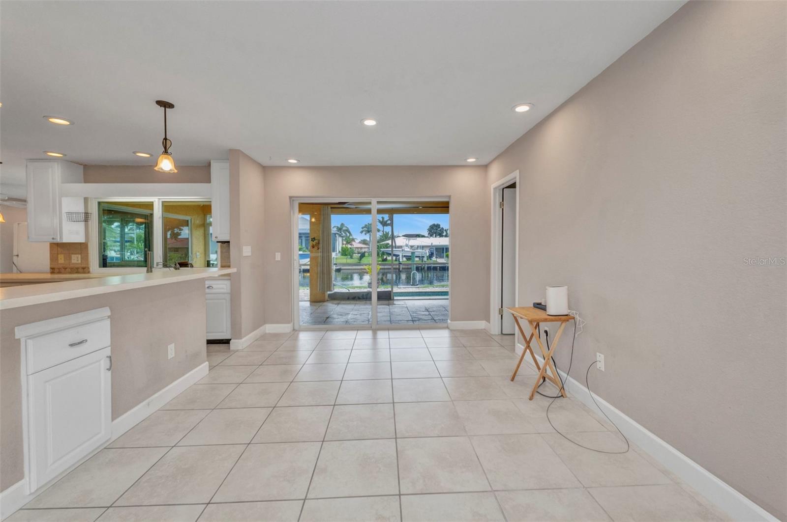 Image 8 of 65 For 33 Ocean Drive