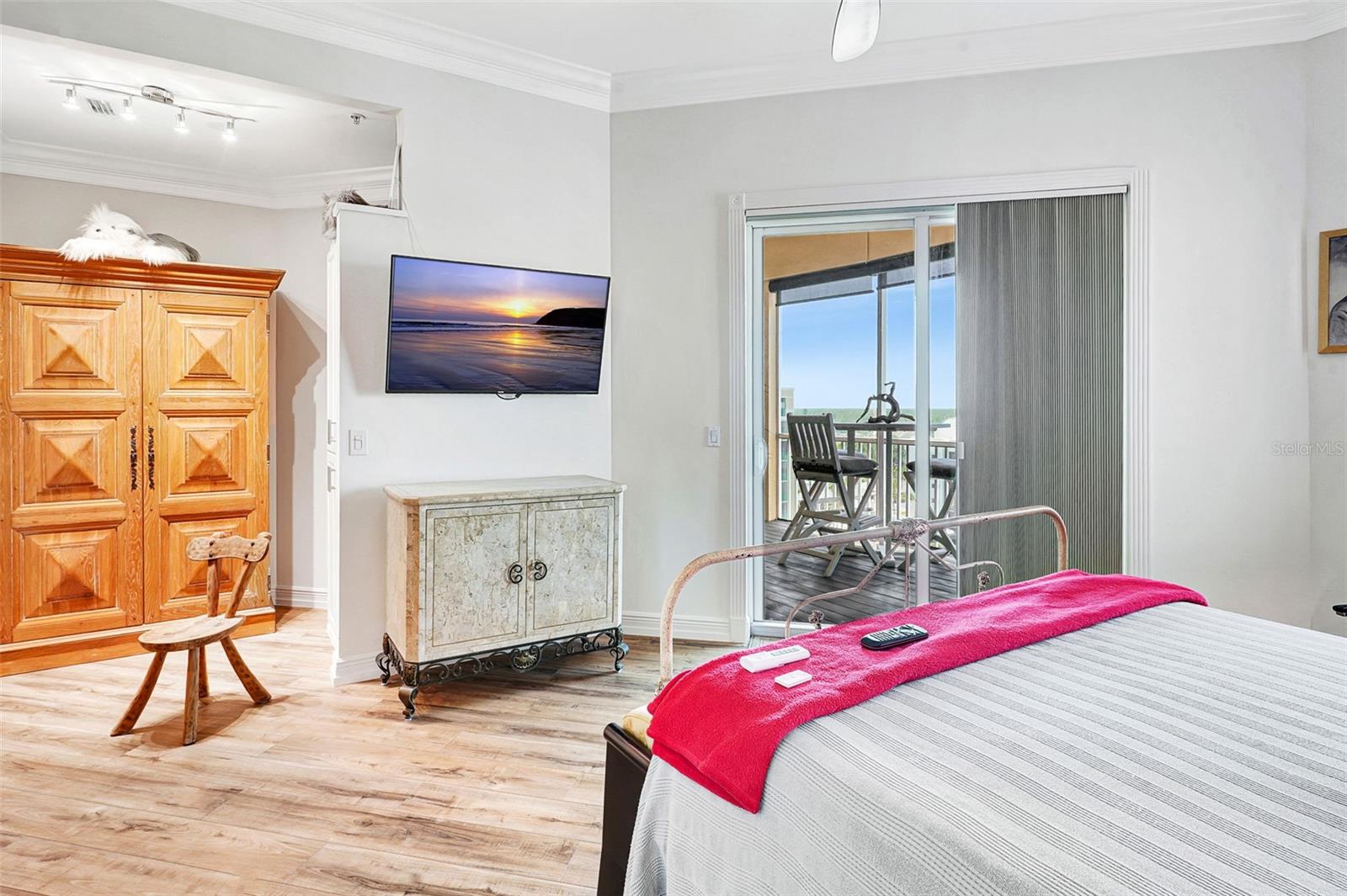 Image 27 of 58 For 2060 Matecumbe Key Road 2803