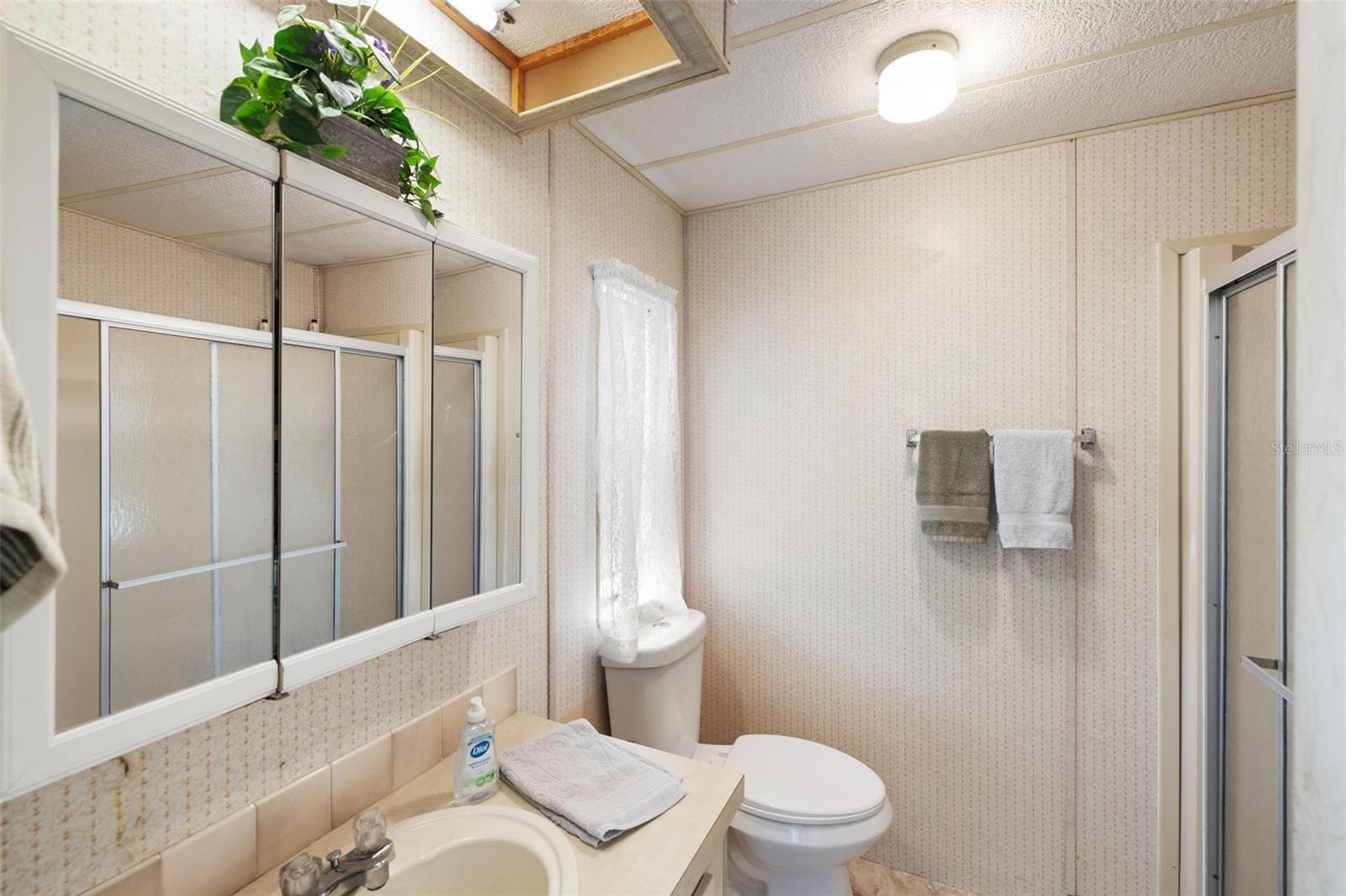 Image 21 of 27 For 14505 Frizzell Road