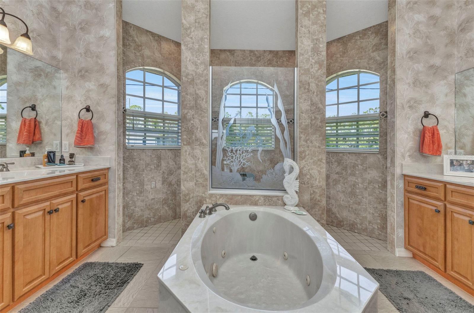 Image 20 of 100 For 771 Rotonda Circle