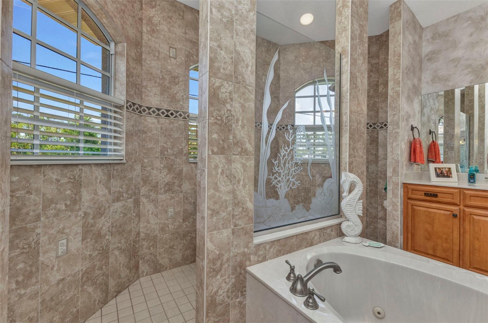 Image 21 of 100 For 771 Rotonda Circle