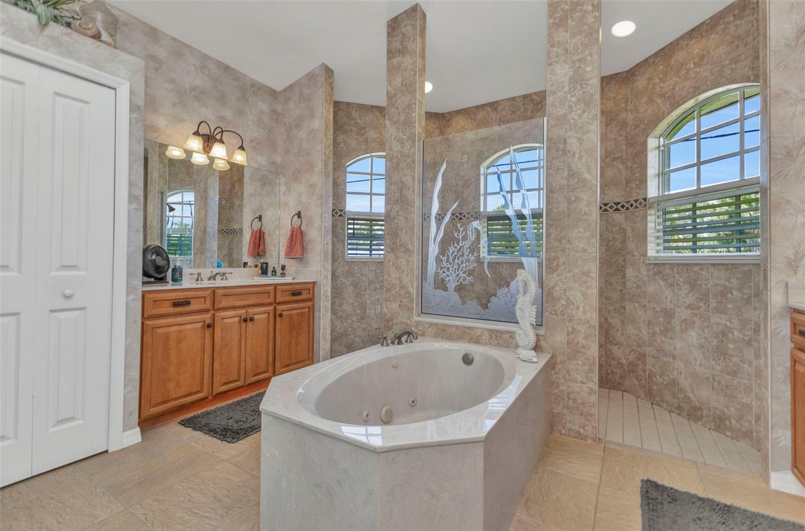 Image 23 of 100 For 771 Rotonda Circle