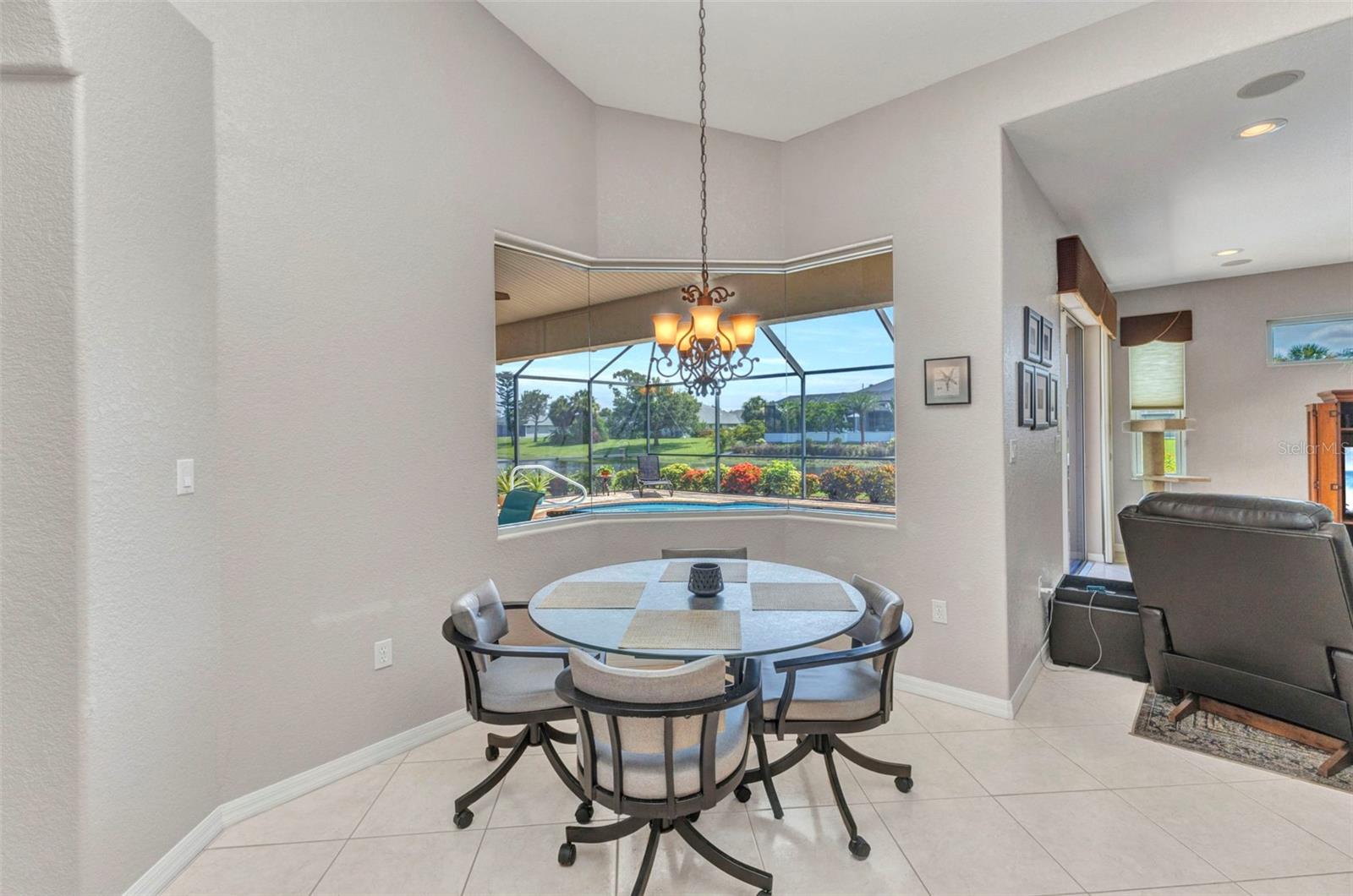 Image 28 of 100 For 771 Rotonda Circle