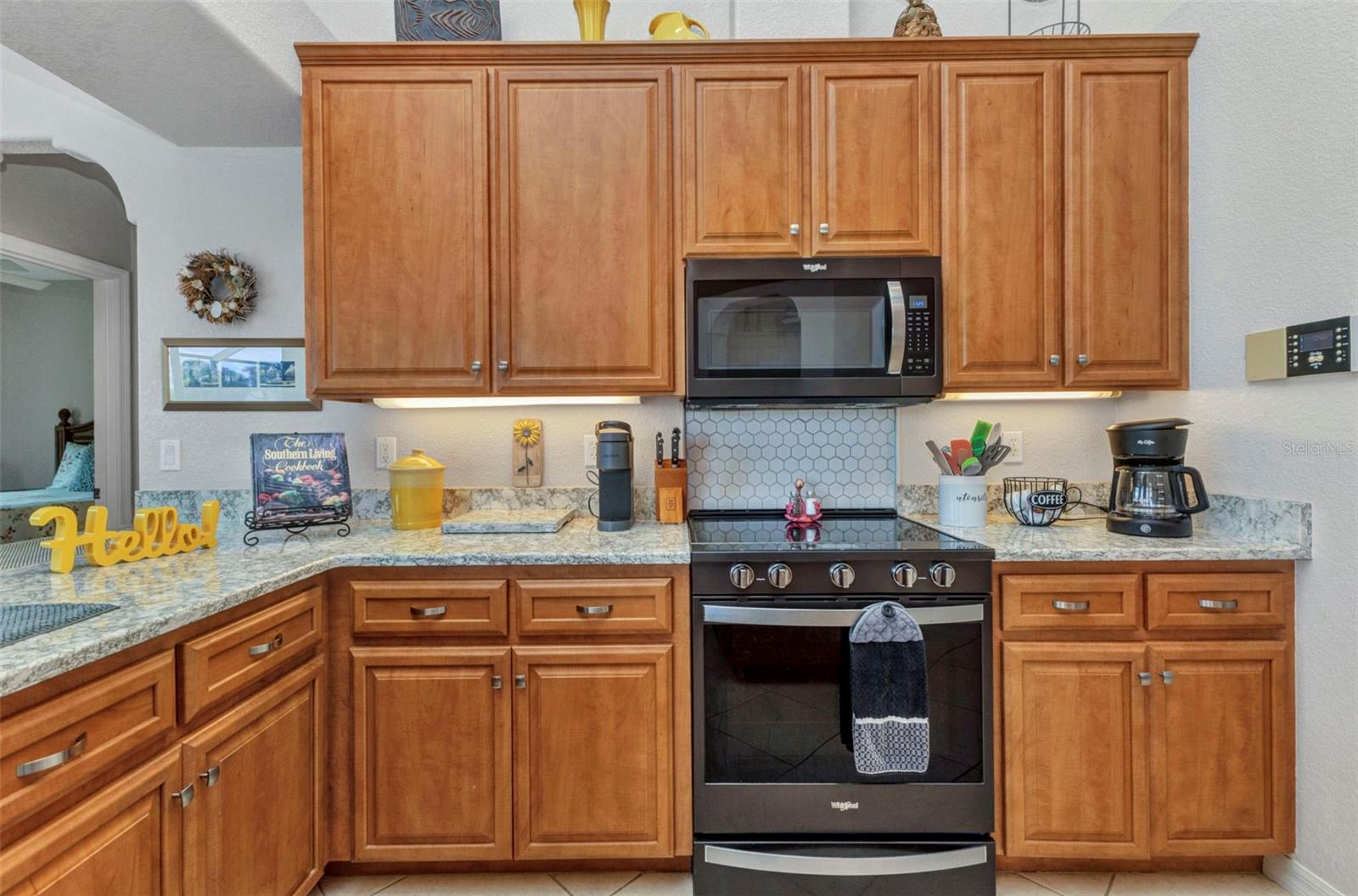 Image 31 of 100 For 771 Rotonda Circle