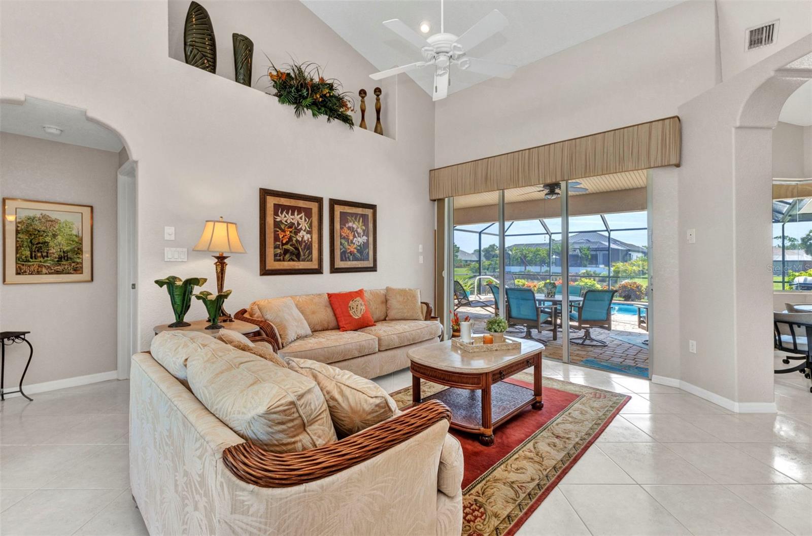 Image 7 of 100 For 771 Rotonda Circle