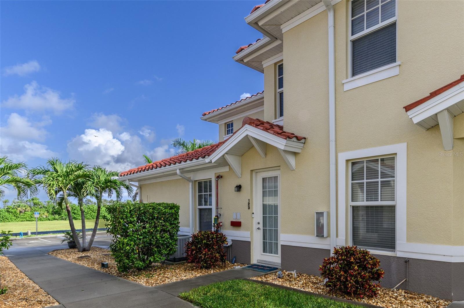 Image 2 of 51 For 17200 Acapulco Road 123