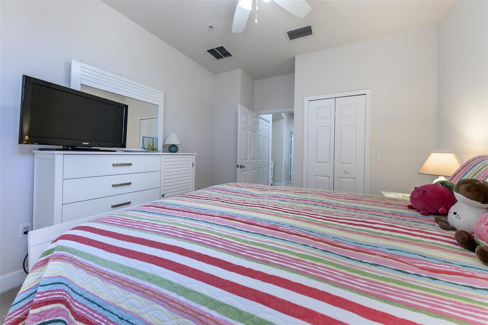 Image 47 of 51 For 17200 Acapulco Road 123