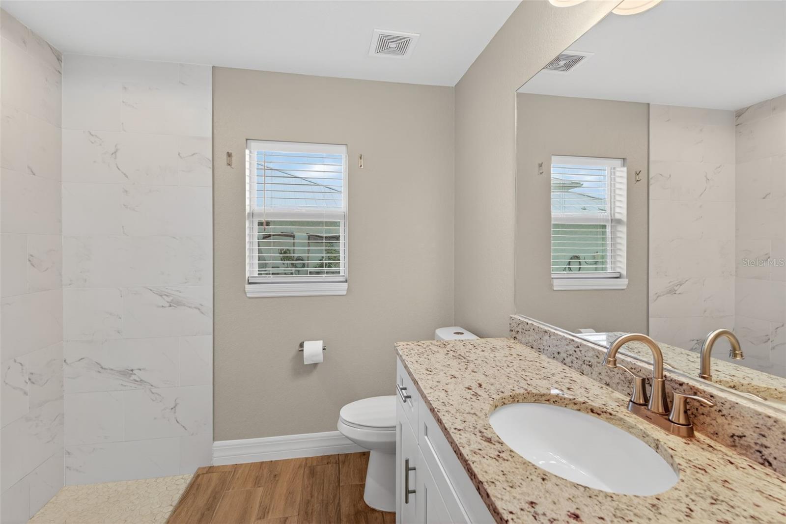 Image 20 of 38 For 14464 Fort Myers Avenue