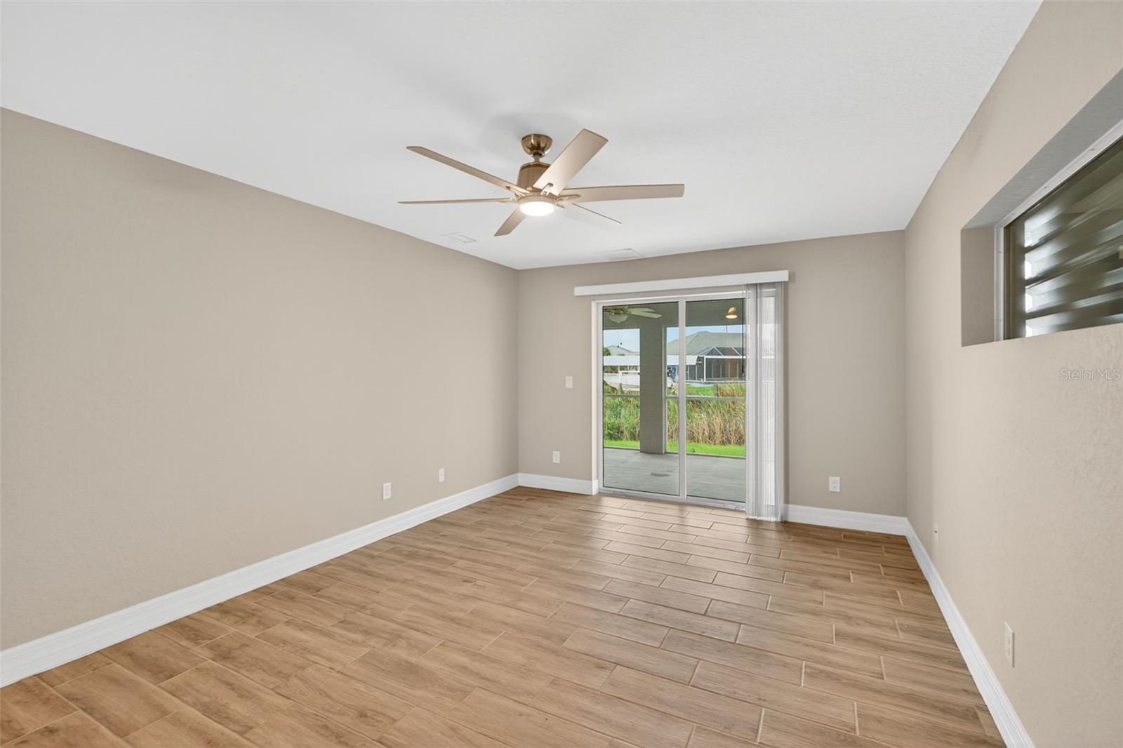 Image 24 of 38 For 14464 Fort Myers Avenue