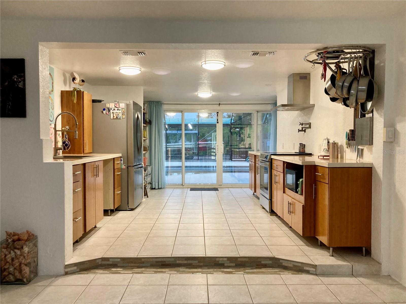 Image 61 of 95 For 232 Darst Avenue