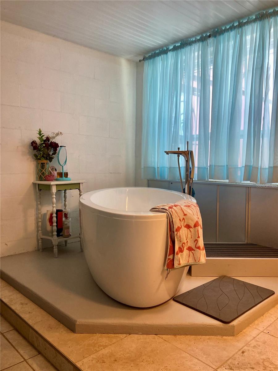 Image 73 of 95 For 232 Darst Avenue