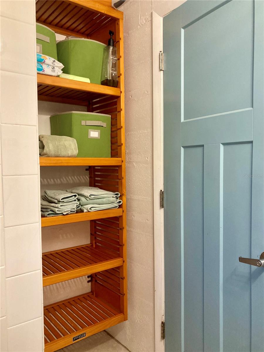 Image 86 of 95 For 232 Darst Avenue