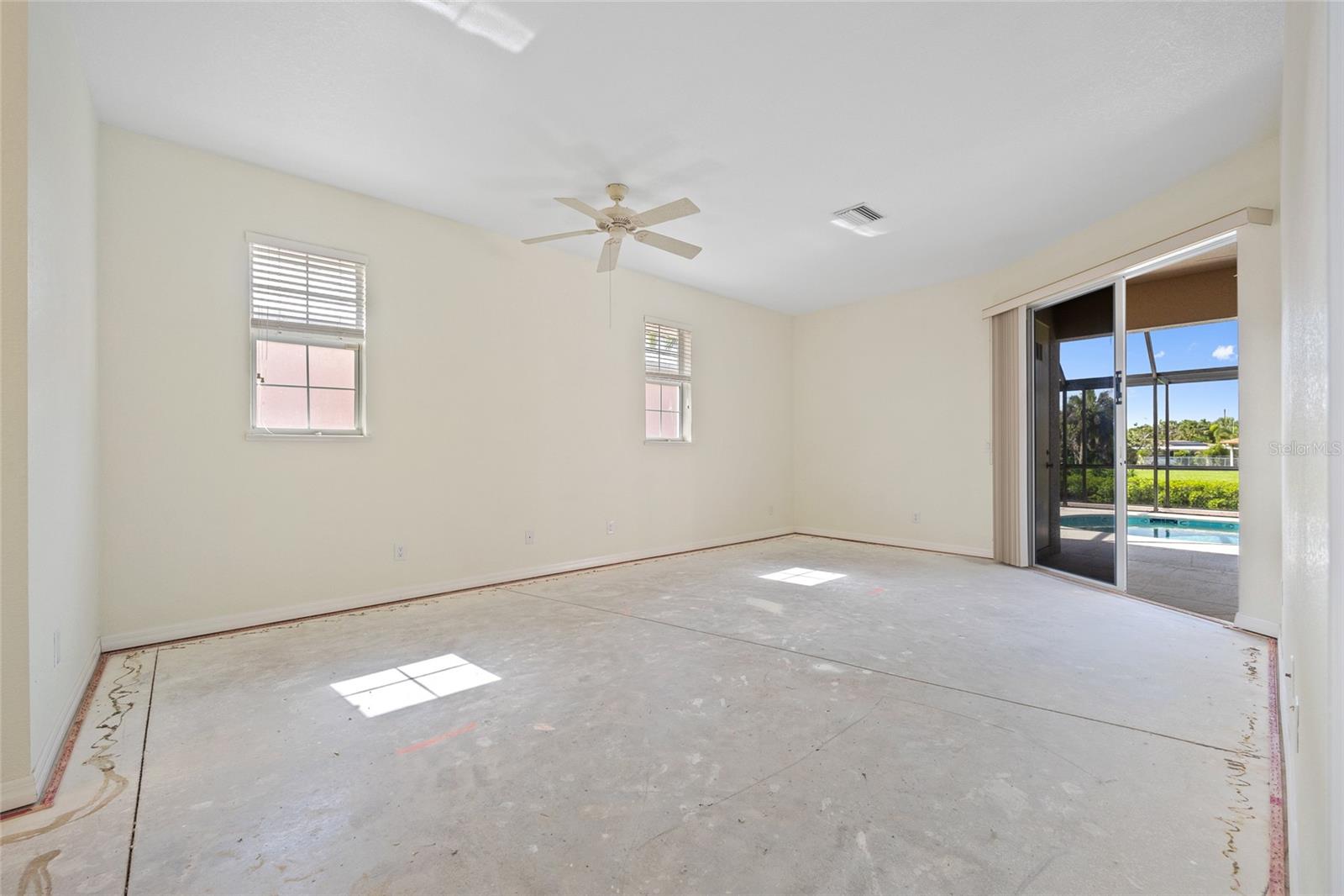 Image 18 of 48 For 18649 Klingler Circle