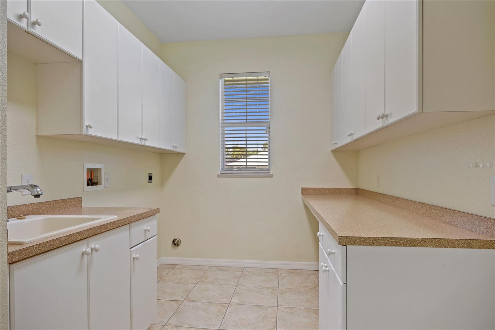 Image 28 of 48 For 18649 Klingler Circle