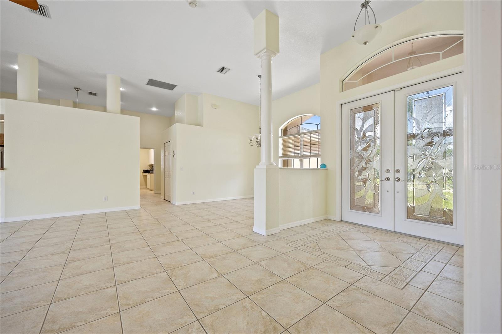 Image 5 of 48 For 18649 Klingler Circle