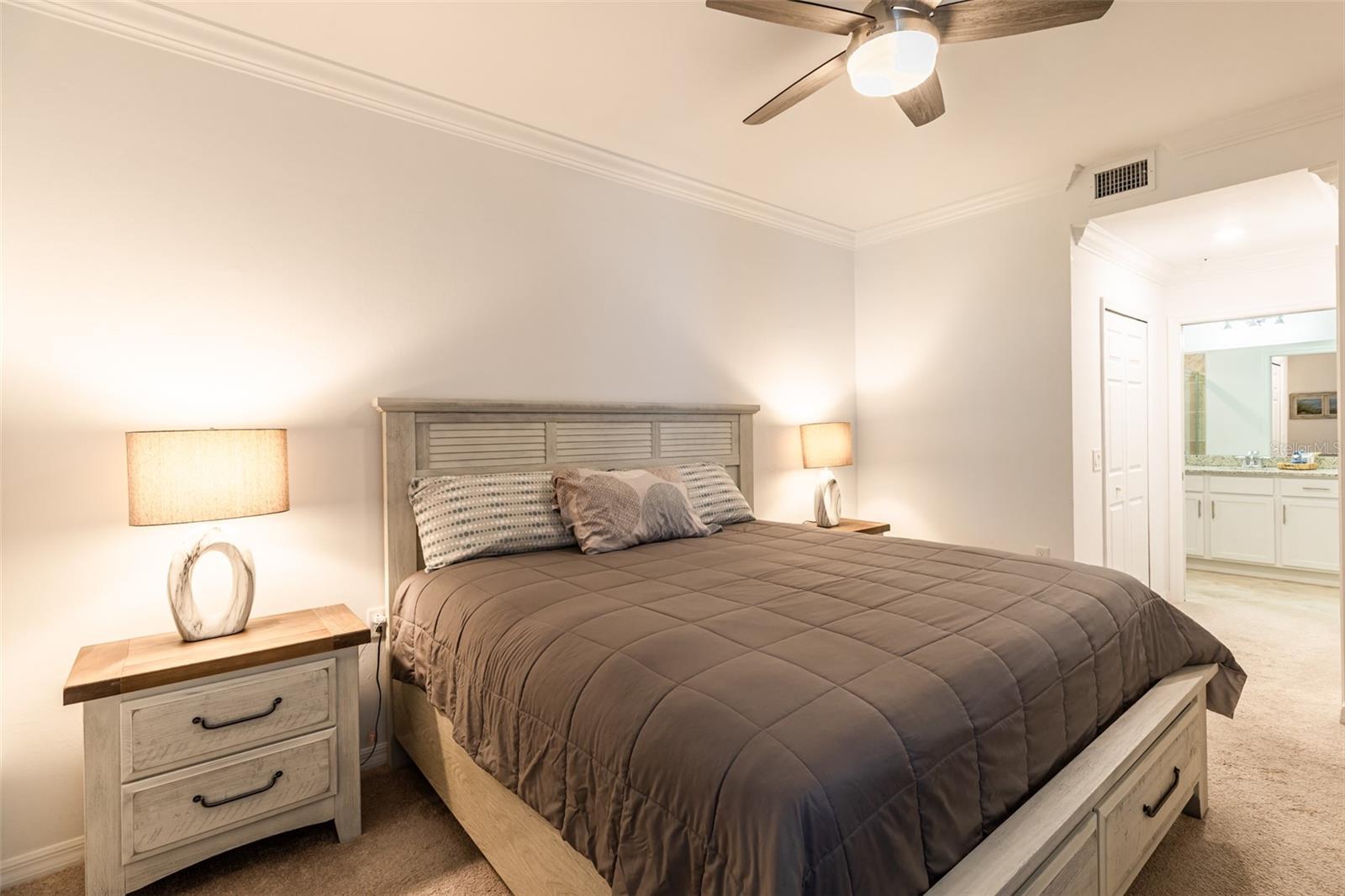Image 17 of 60 For 43020 Greenway Boulevard 313