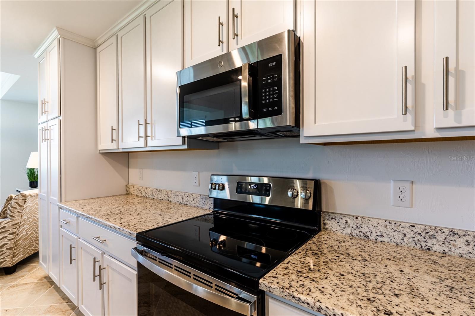 Image 6 of 60 For 43020 Greenway Boulevard 313