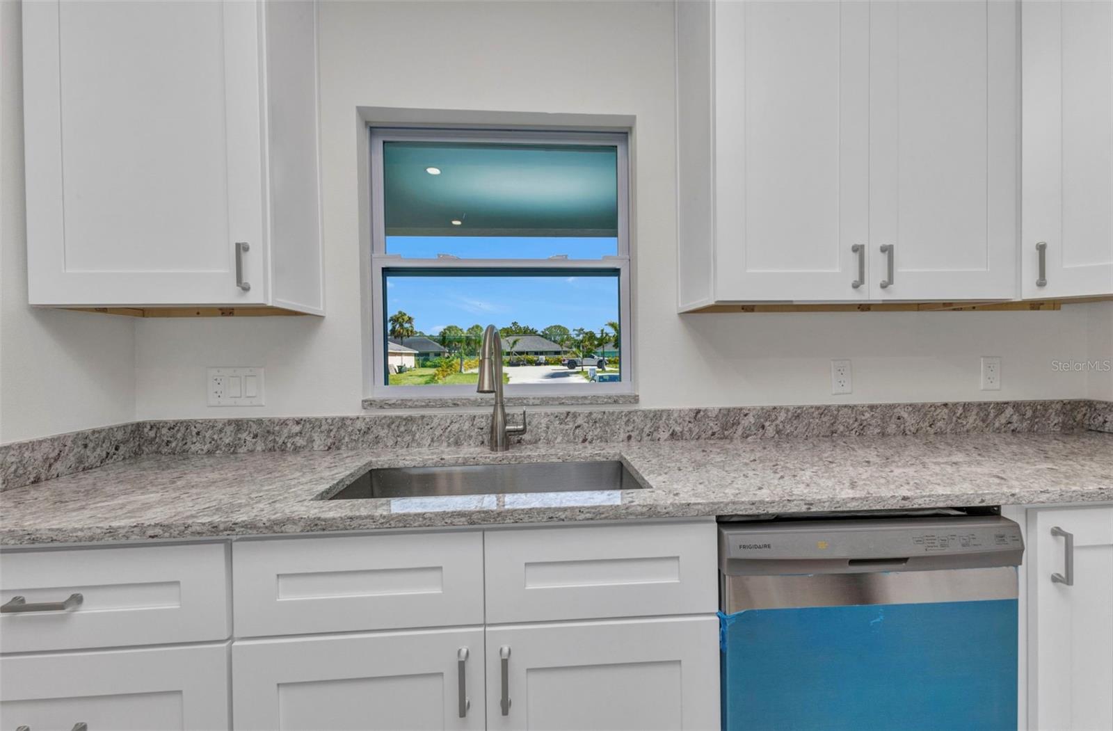 Image 10 of 36 For 3435 Price Boulevard