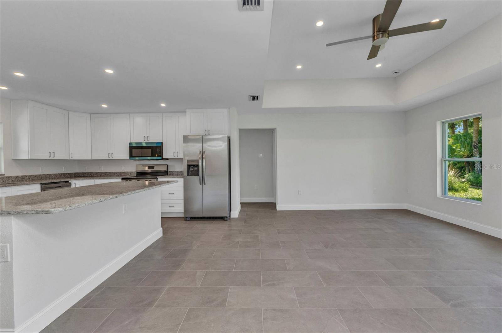 Image 14 of 36 For 3435 Price Boulevard