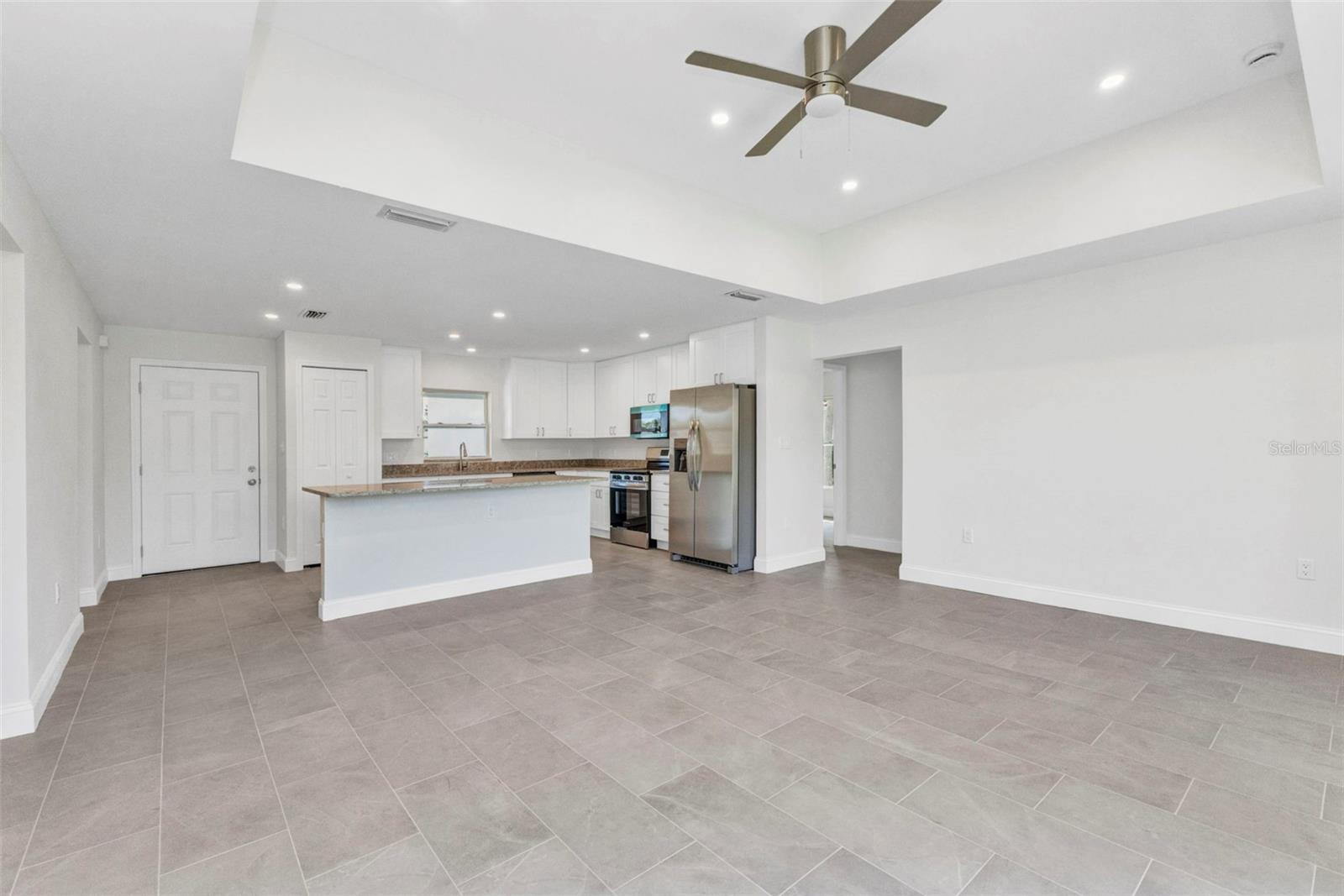 Image 15 of 36 For 3435 Price Boulevard