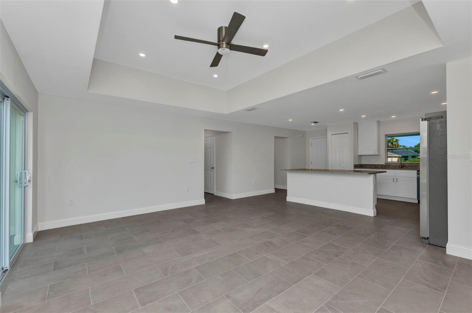 Image 17 of 36 For 3435 Price Boulevard