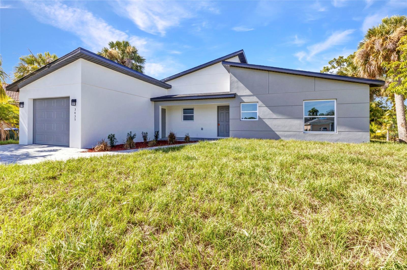 Image 4 of 36 For 3435 Price Boulevard
