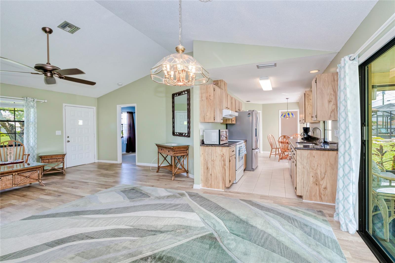 Image 4 of 40 For 7290 Bargello Street