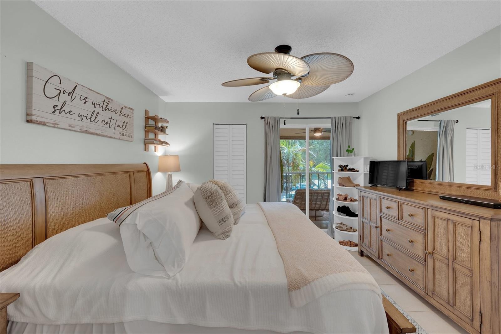 Image 3 of 33 For 12570 Equestrian Circle 1406