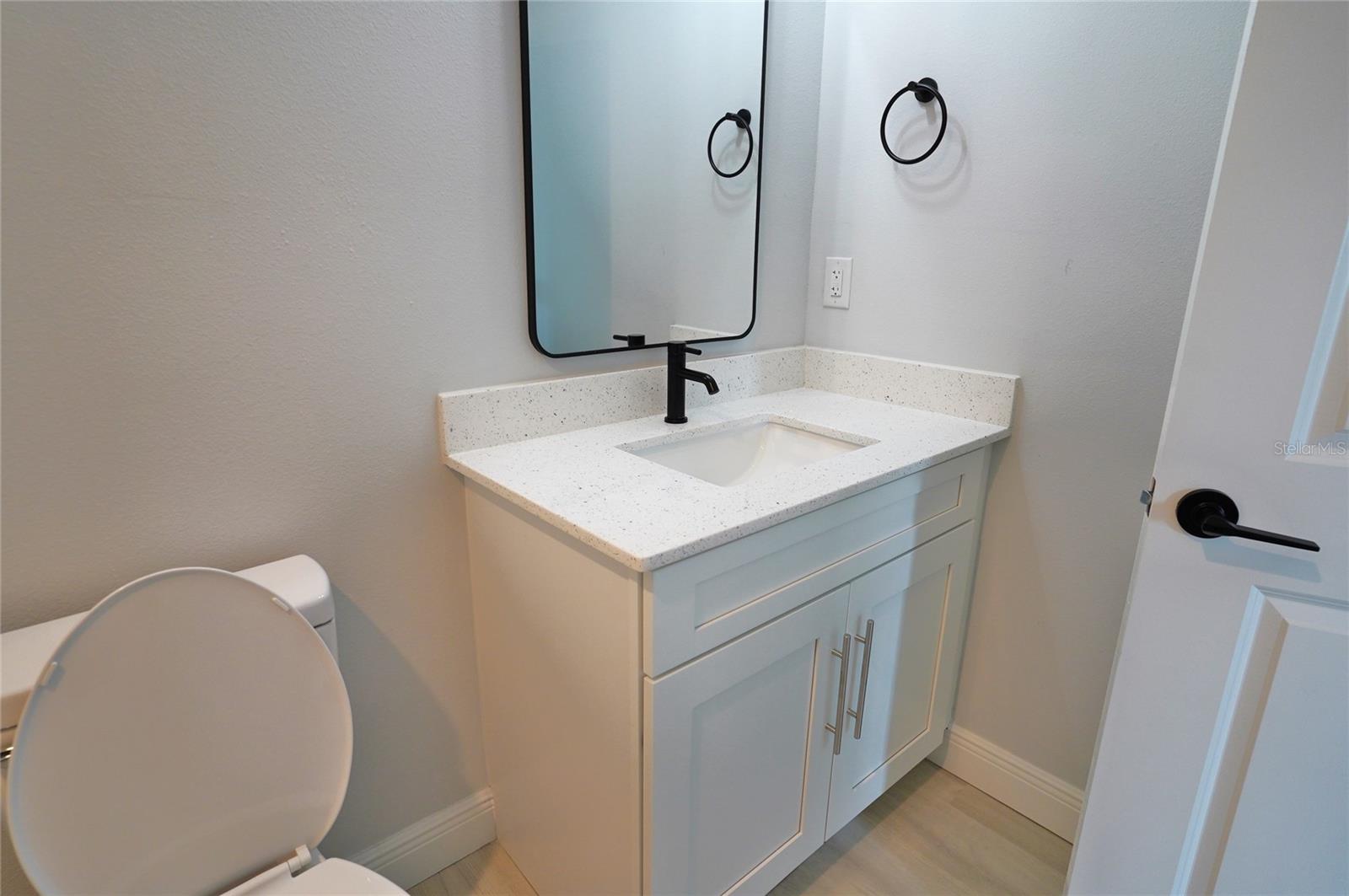 Image 14 of 46 For 17070 Byron Avenue 17072