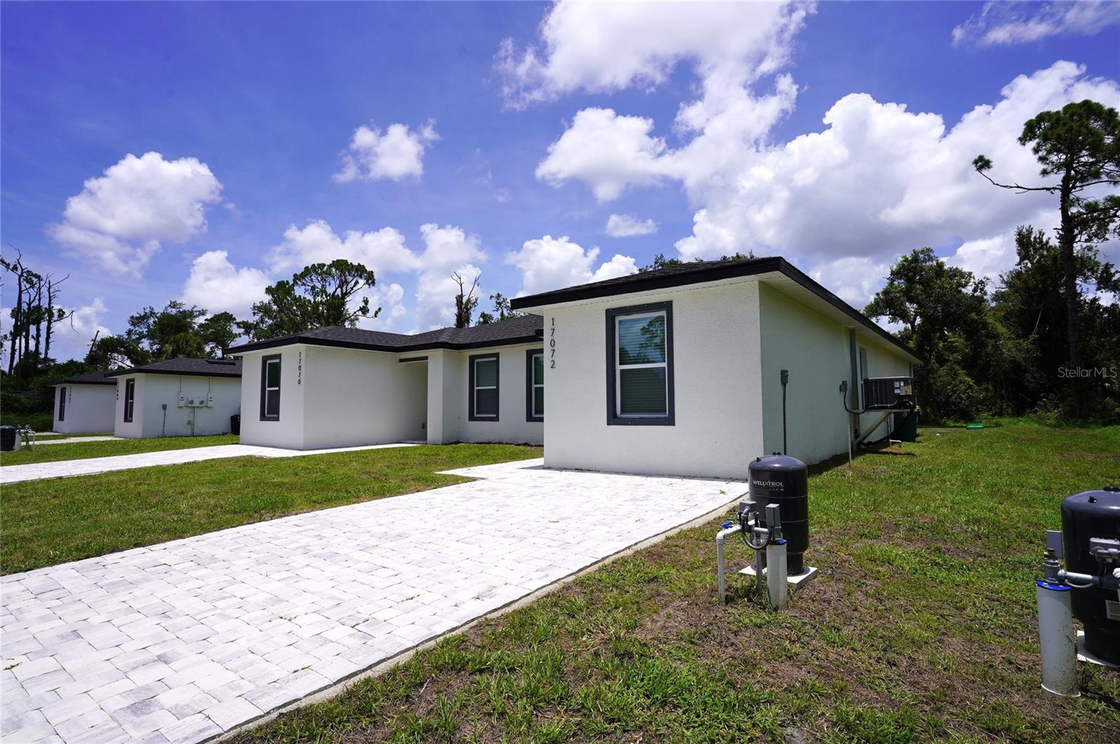 Image 2 of 46 For 17070 Byron Avenue 17072