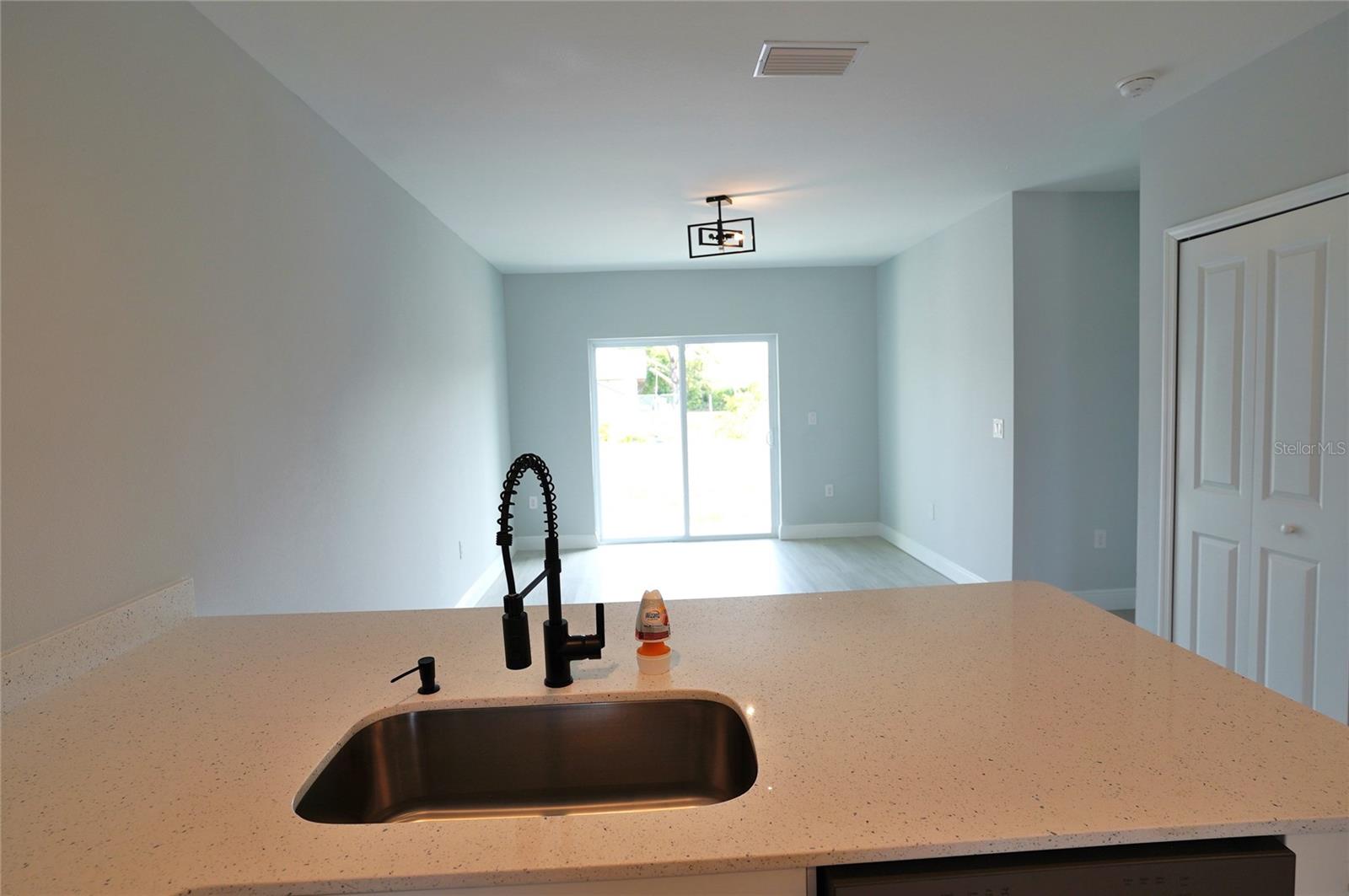 Image 8 of 46 For 17070 Byron Avenue 17072
