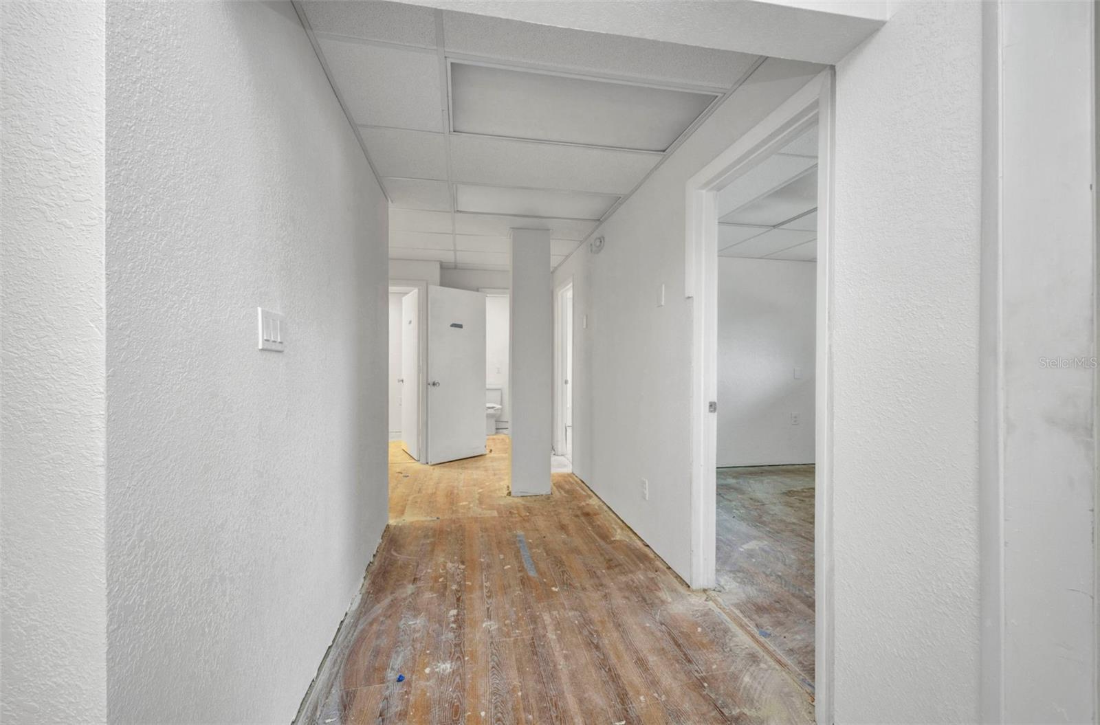 Image 23 of 36 For 3443 Tamiami Trail C