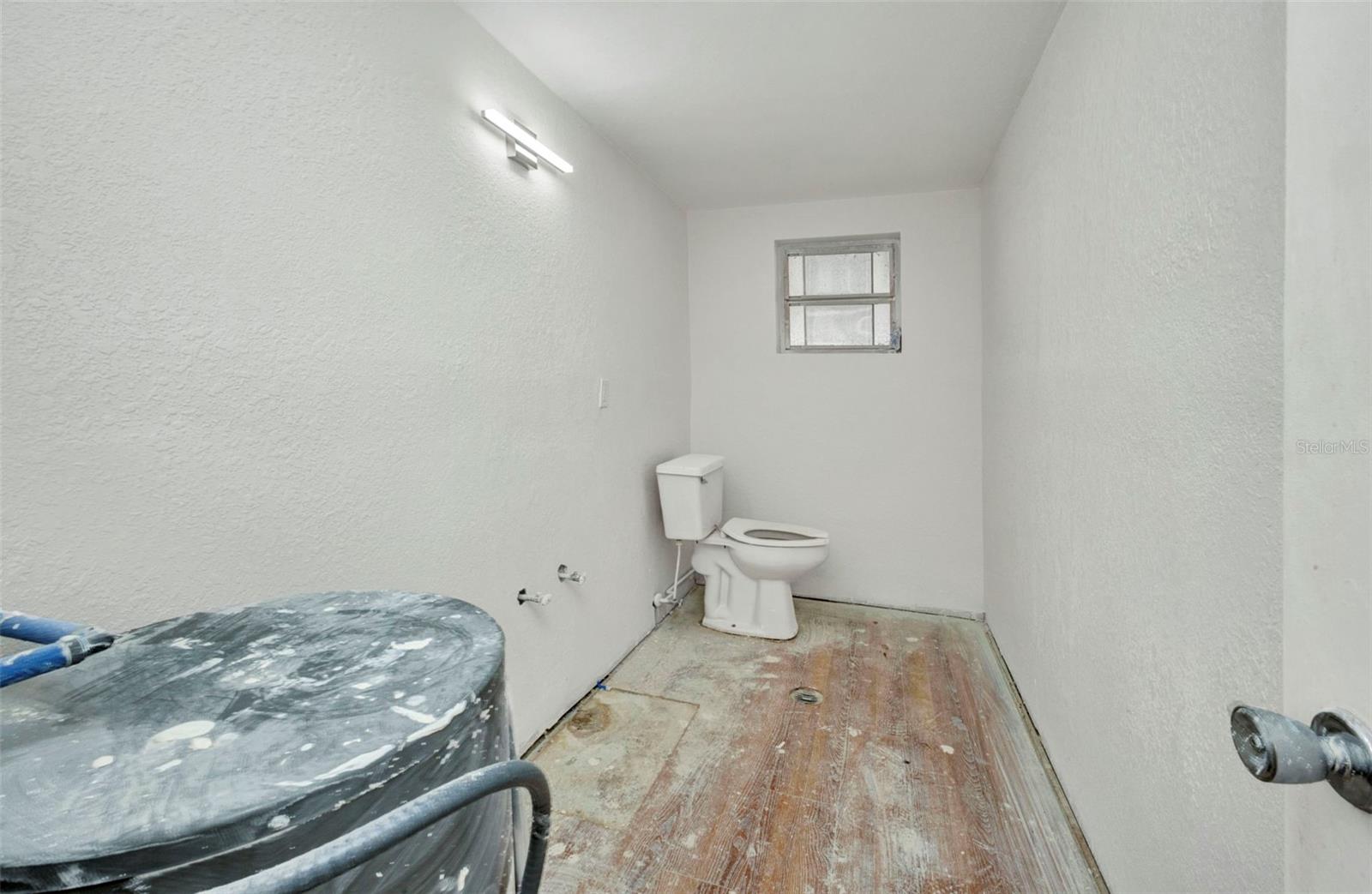 Image 34 of 36 For 3443 Tamiami Trail C