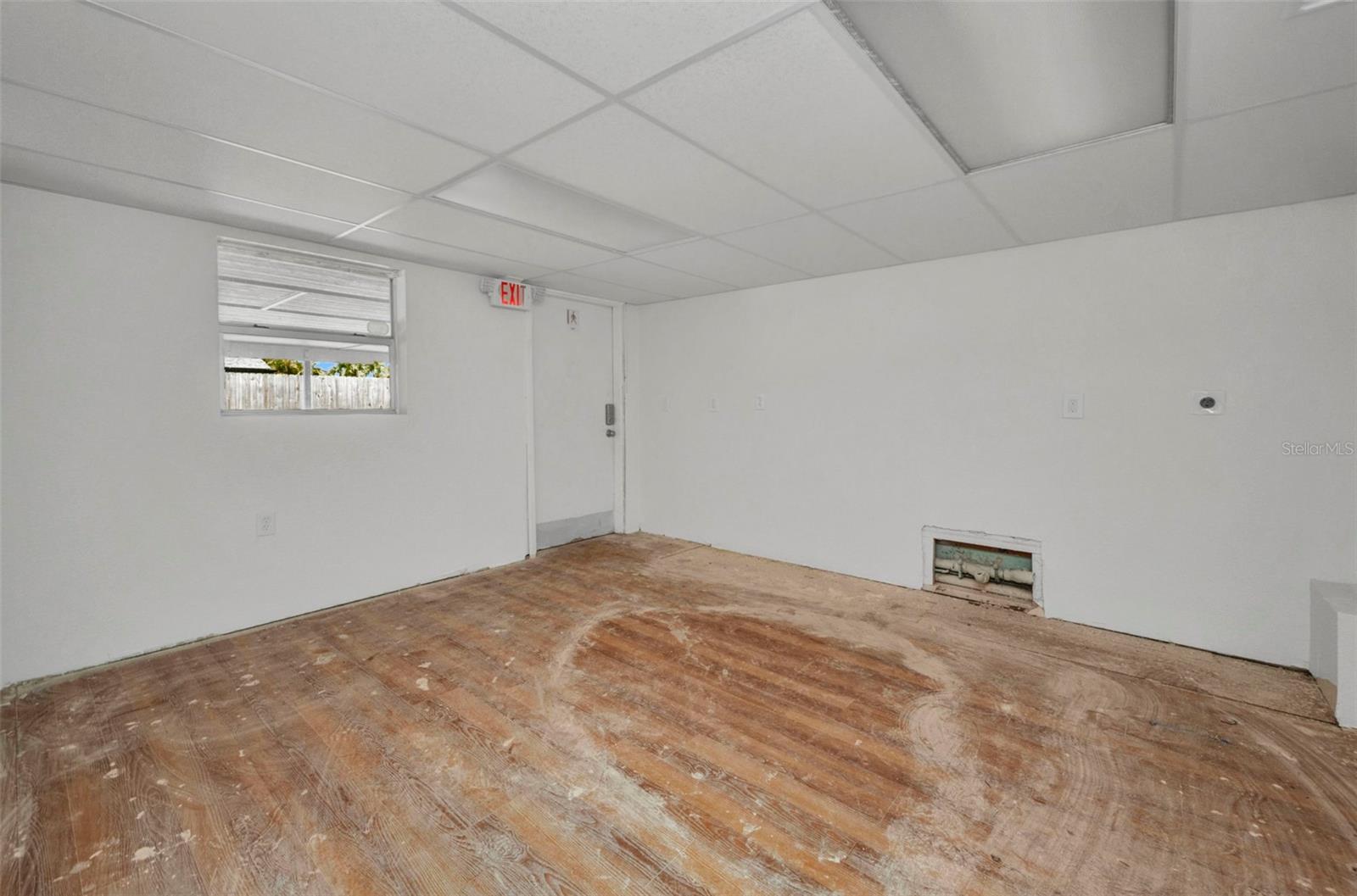 Image 35 of 36 For 3443 Tamiami Trail C