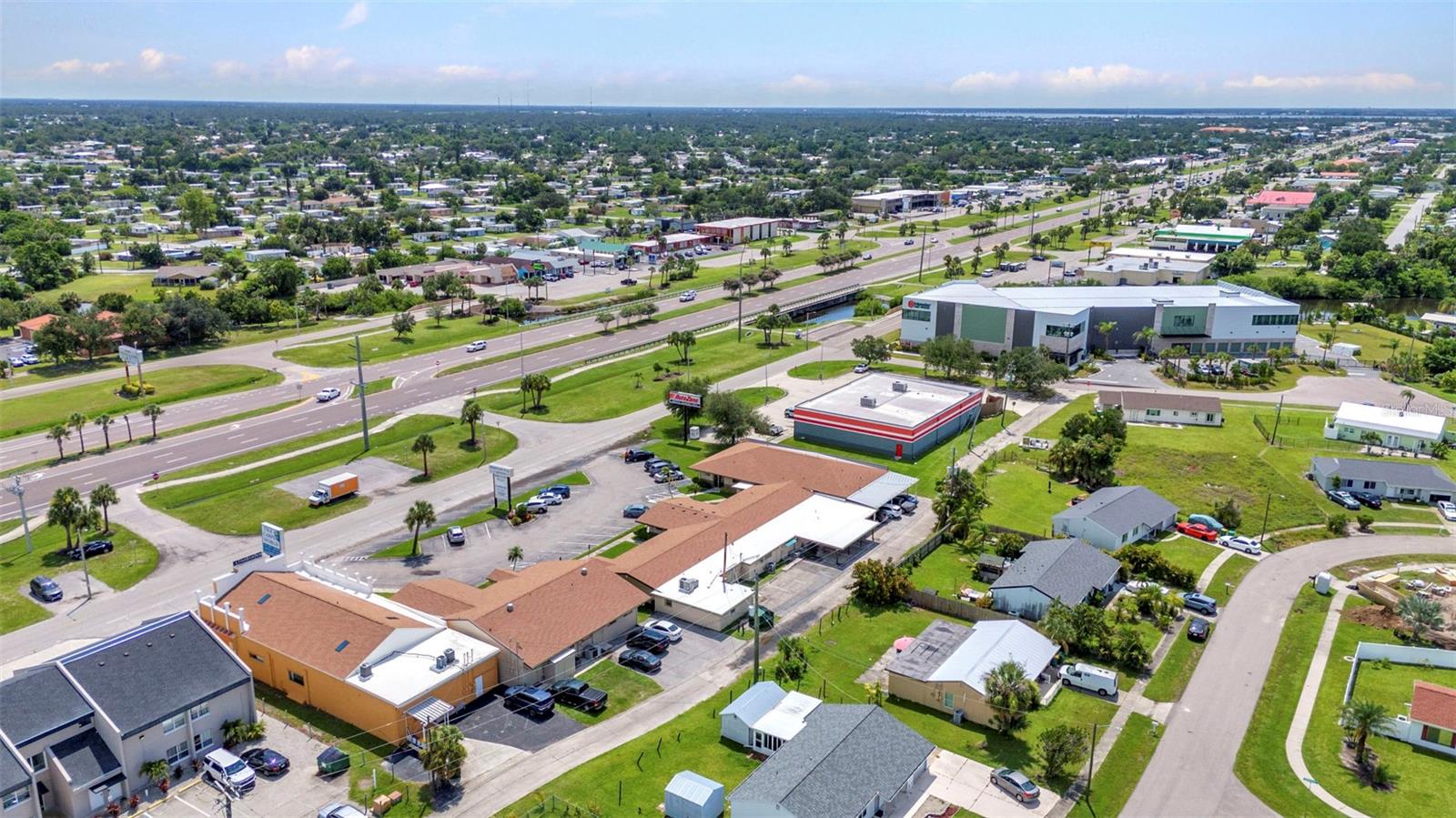 Image 7 of 36 For 3443 Tamiami Trail C