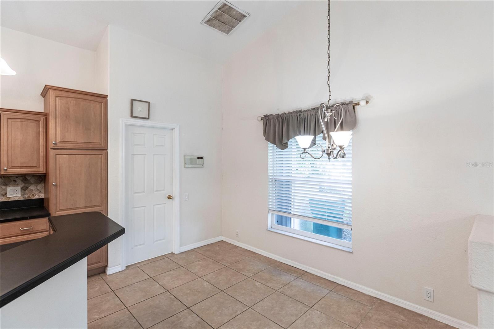 Image 12 of 59 For 27102 Harbour Oaks Boulevard