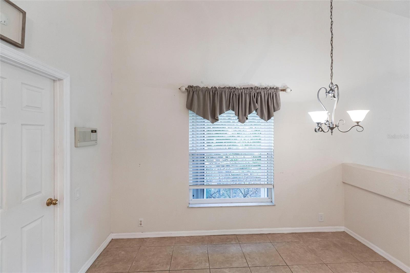 Image 13 of 59 For 27102 Harbour Oaks Boulevard
