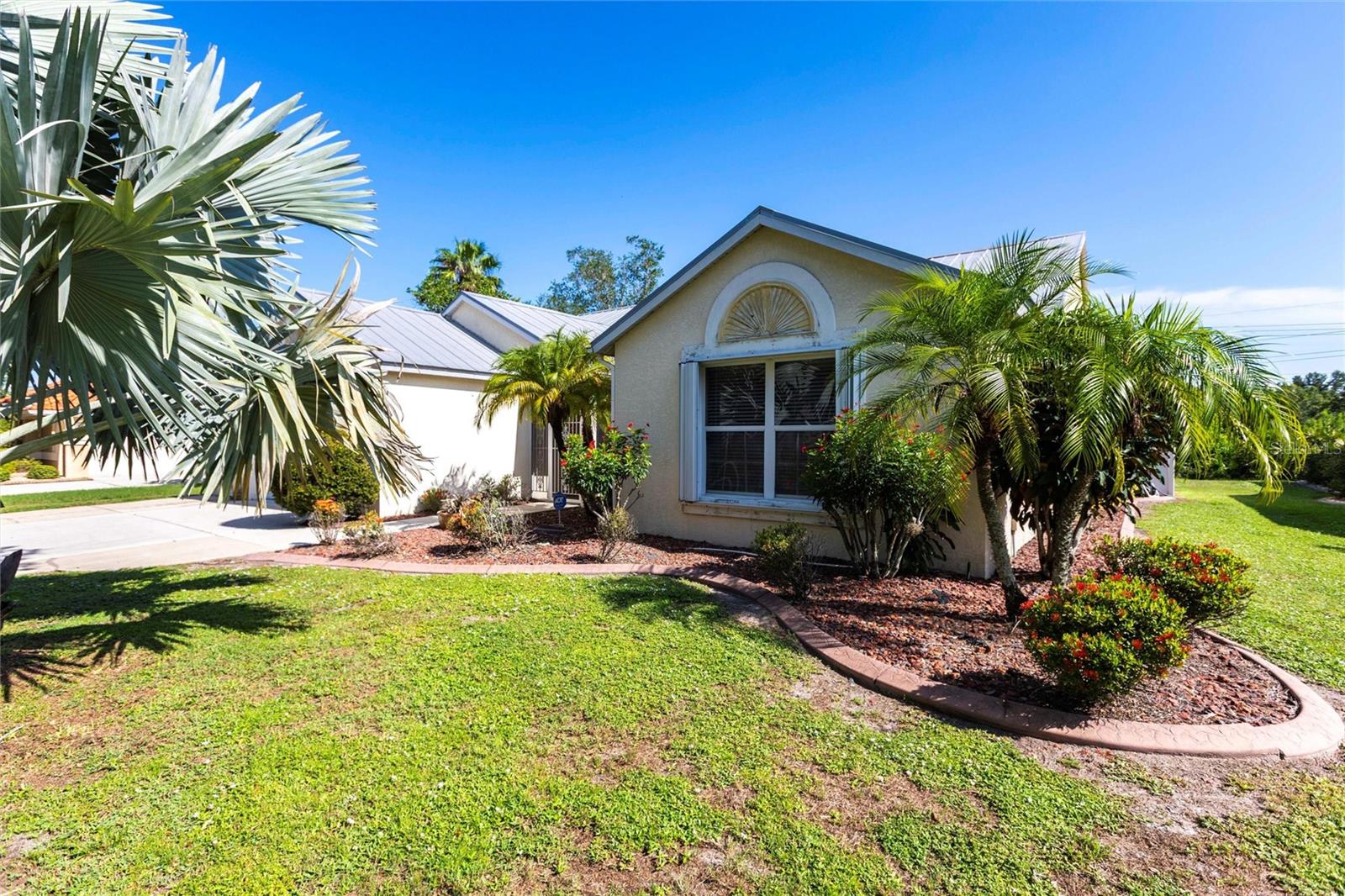 Image 3 of 59 For 27102 Harbour Oaks Boulevard