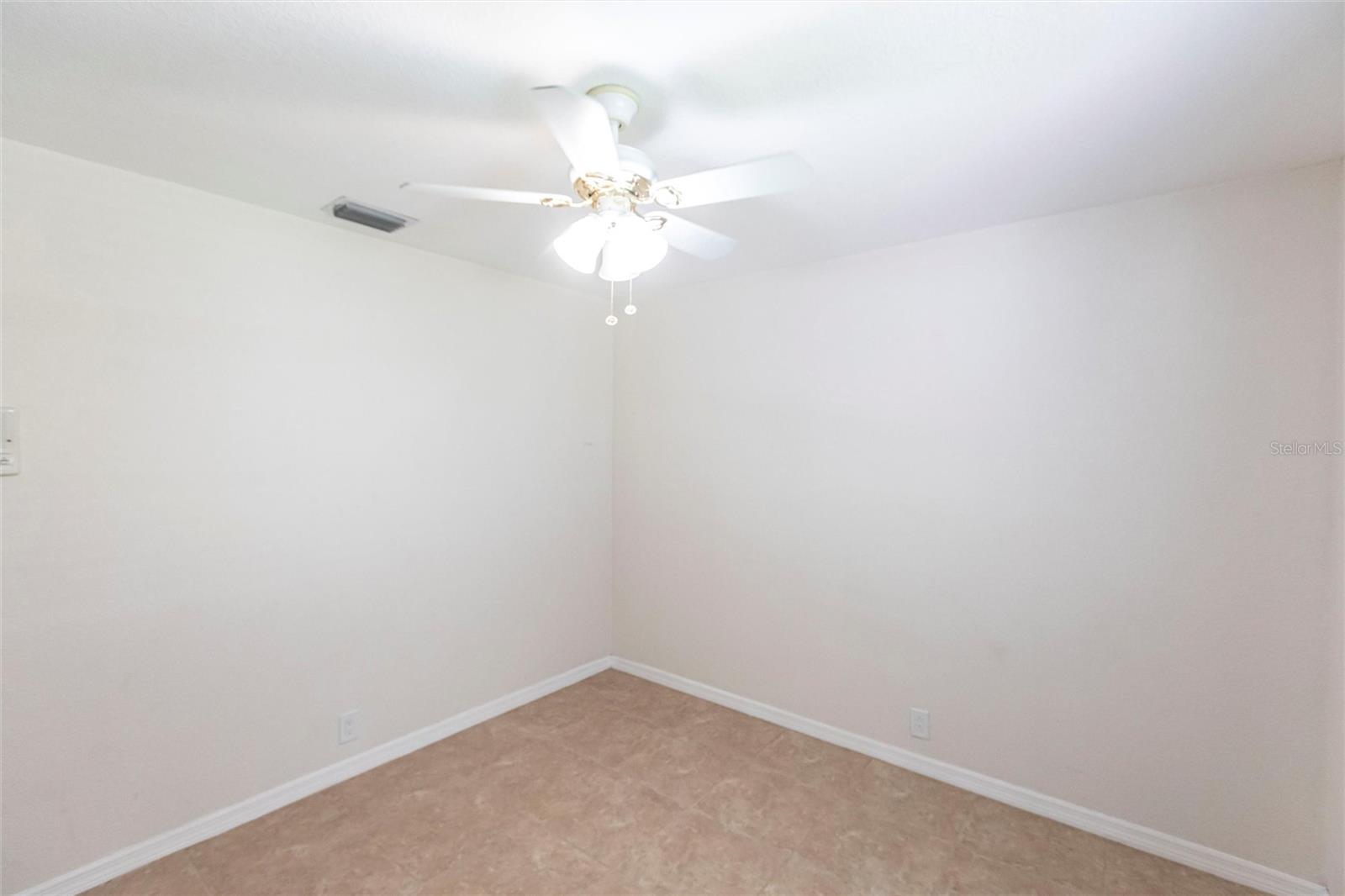 Image 31 of 59 For 27102 Harbour Oaks Boulevard
