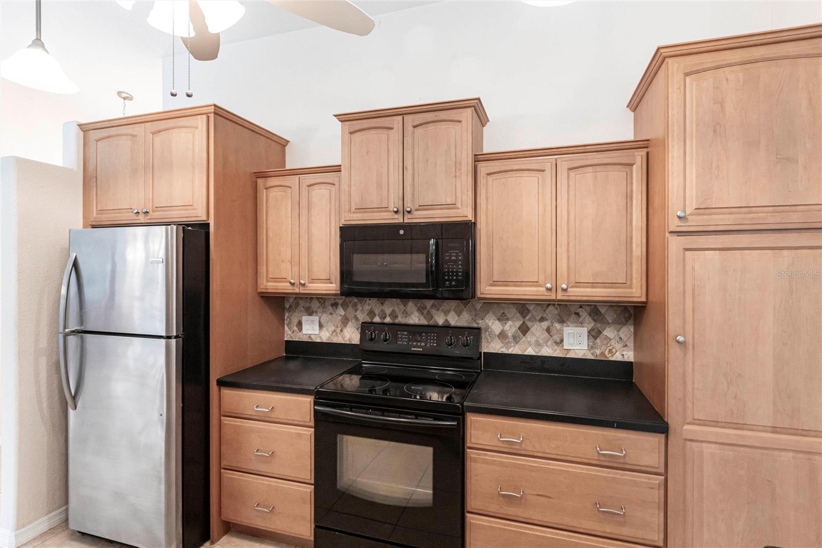 Image 8 of 59 For 27102 Harbour Oaks Boulevard
