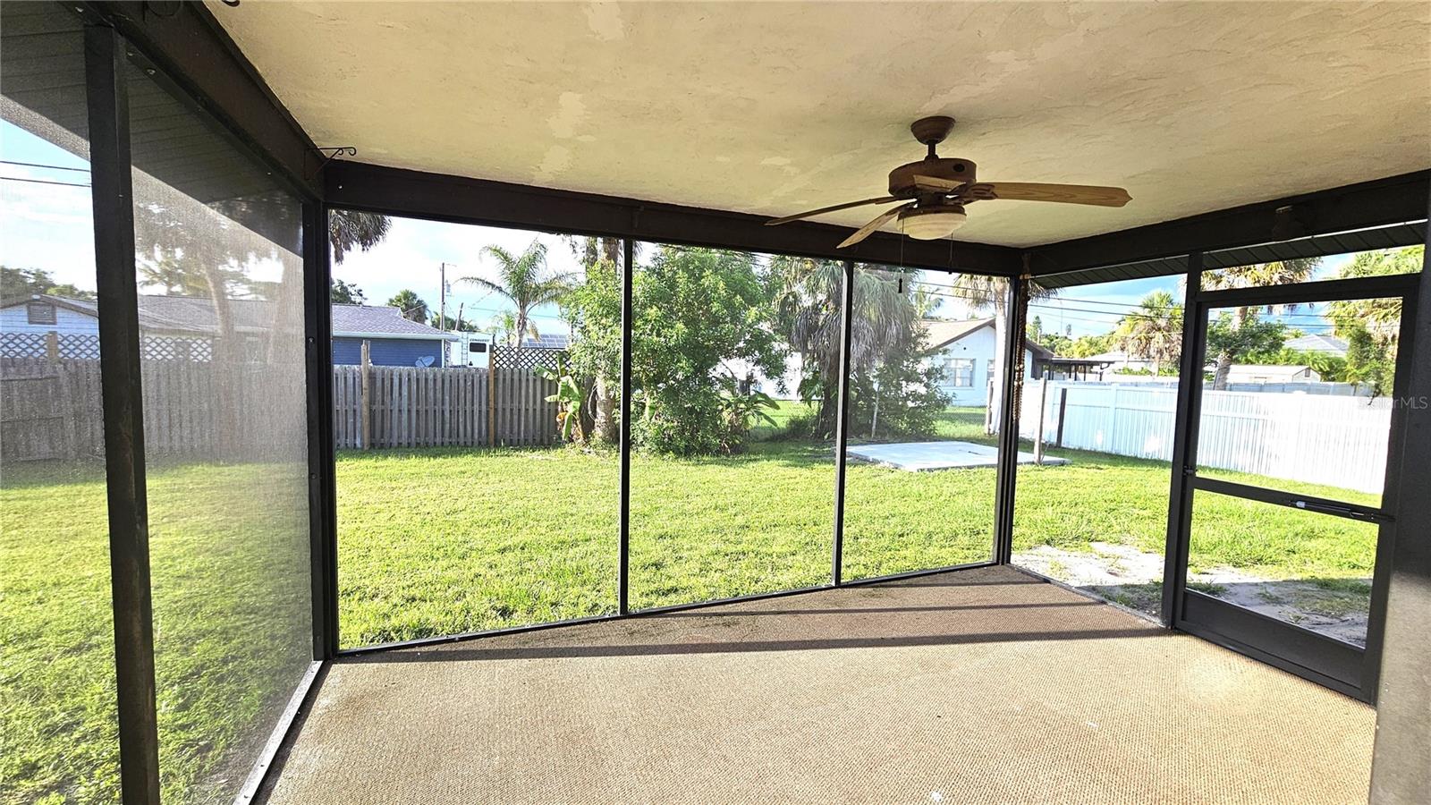 Image 21 of 23 For 708 Azure Road
