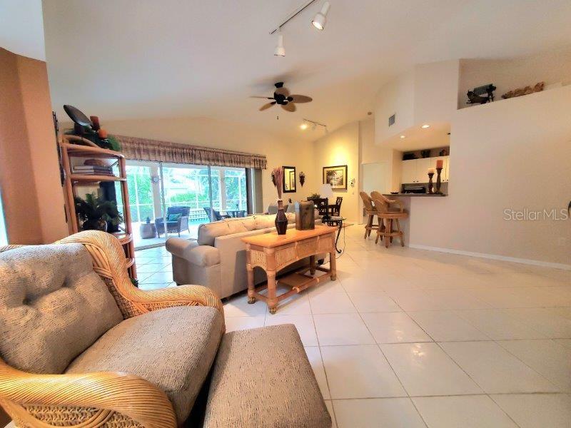 Image 12 of 24 For 417 Islamorada Boulevard