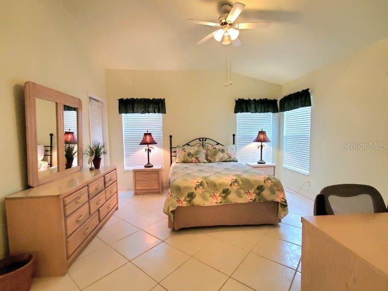 Image 23 of 24 For 417 Islamorada Boulevard